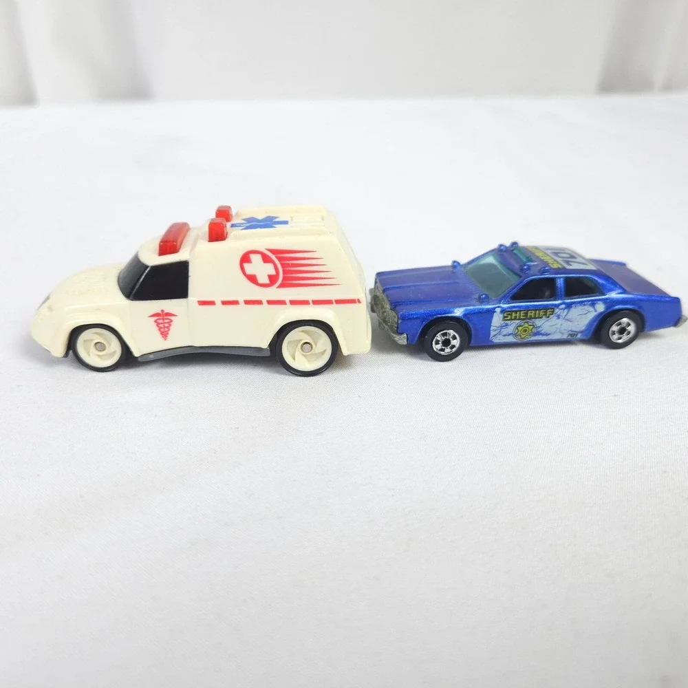 Vintage Hot Wheels Lot Sheriff‎ Firetruck Ambulance Diecast Cars